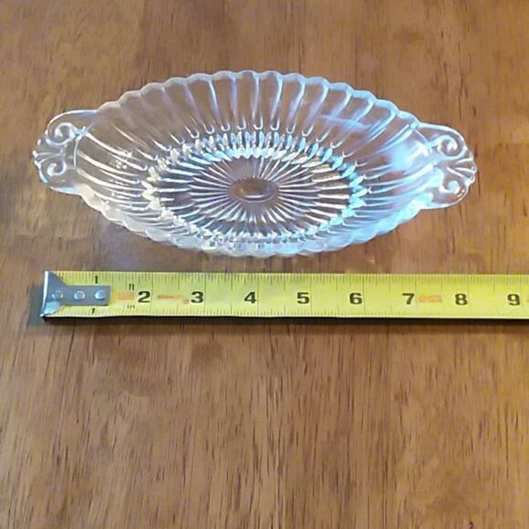 Vintage pressed glass relish or candy dish. - Picture 5 of 6